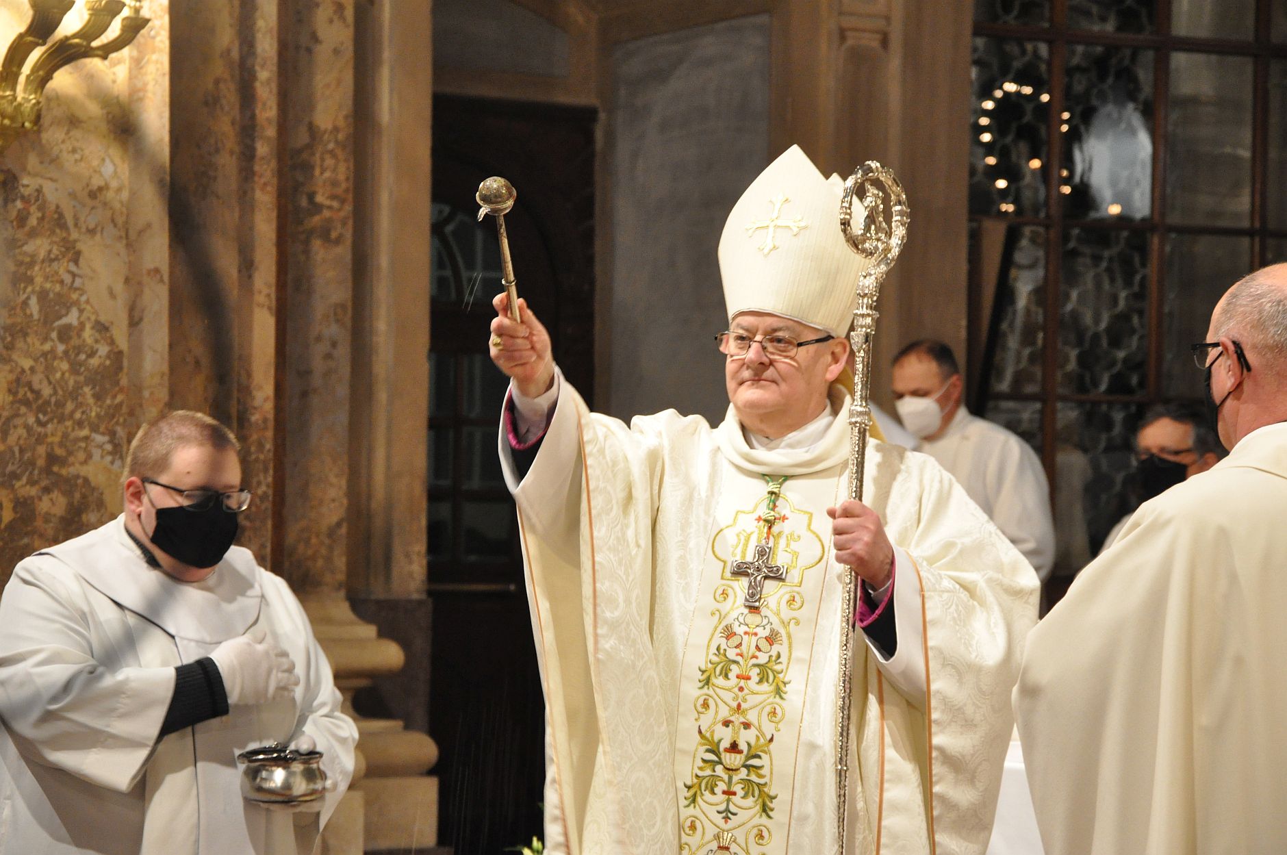 Karácsonyi éjféli mise a Szent Imre templomban